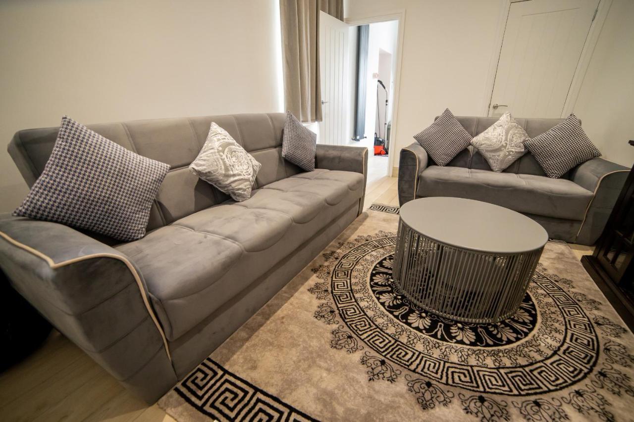 Entire 2 Bedroom Ground Floor Centre & Stadium Appartement Cardiff