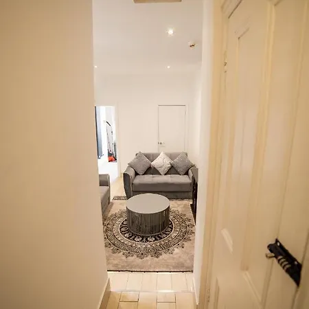 Entire 2 Bedroom Ground Floor Apartment Cardiff City Centre & Stadium Exterior foto