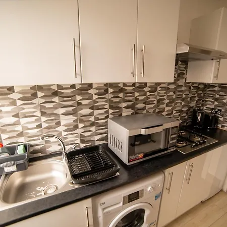 Entire 2 Bedroom Ground Floor Apartment Cardiff City Centre & Stadium Exterior foto