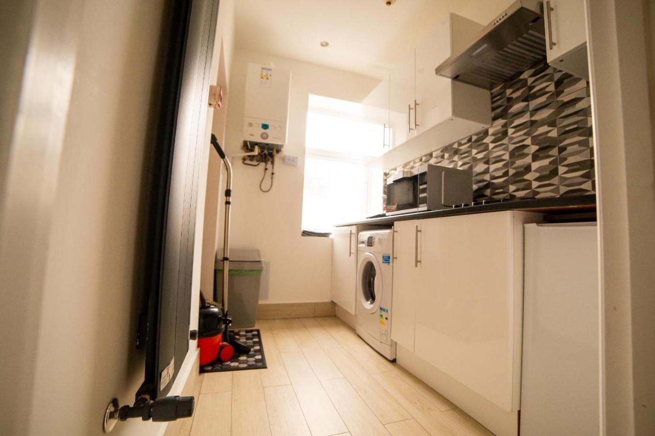 Apartment Entire 2 Bedroom Ground Floor Centre & Stadium Cardiff
