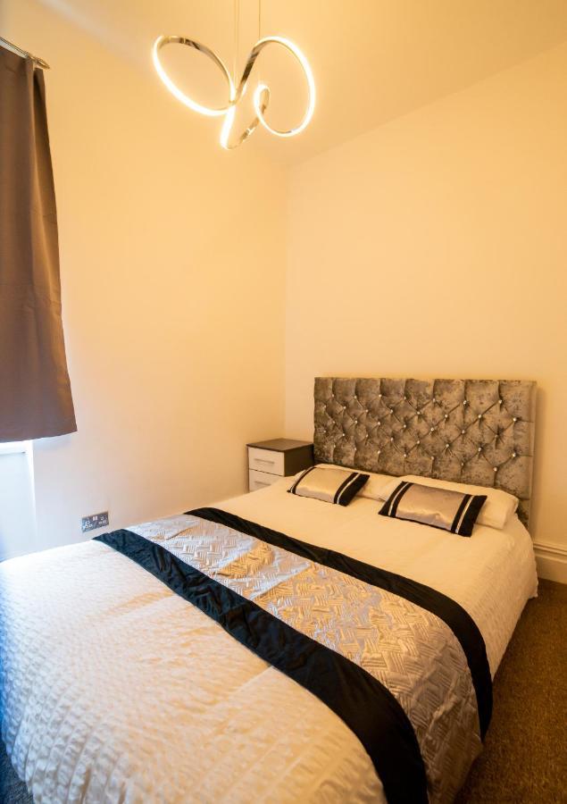 Apartment Entire 2 Bedroom Ground Floor Centre & Stadium